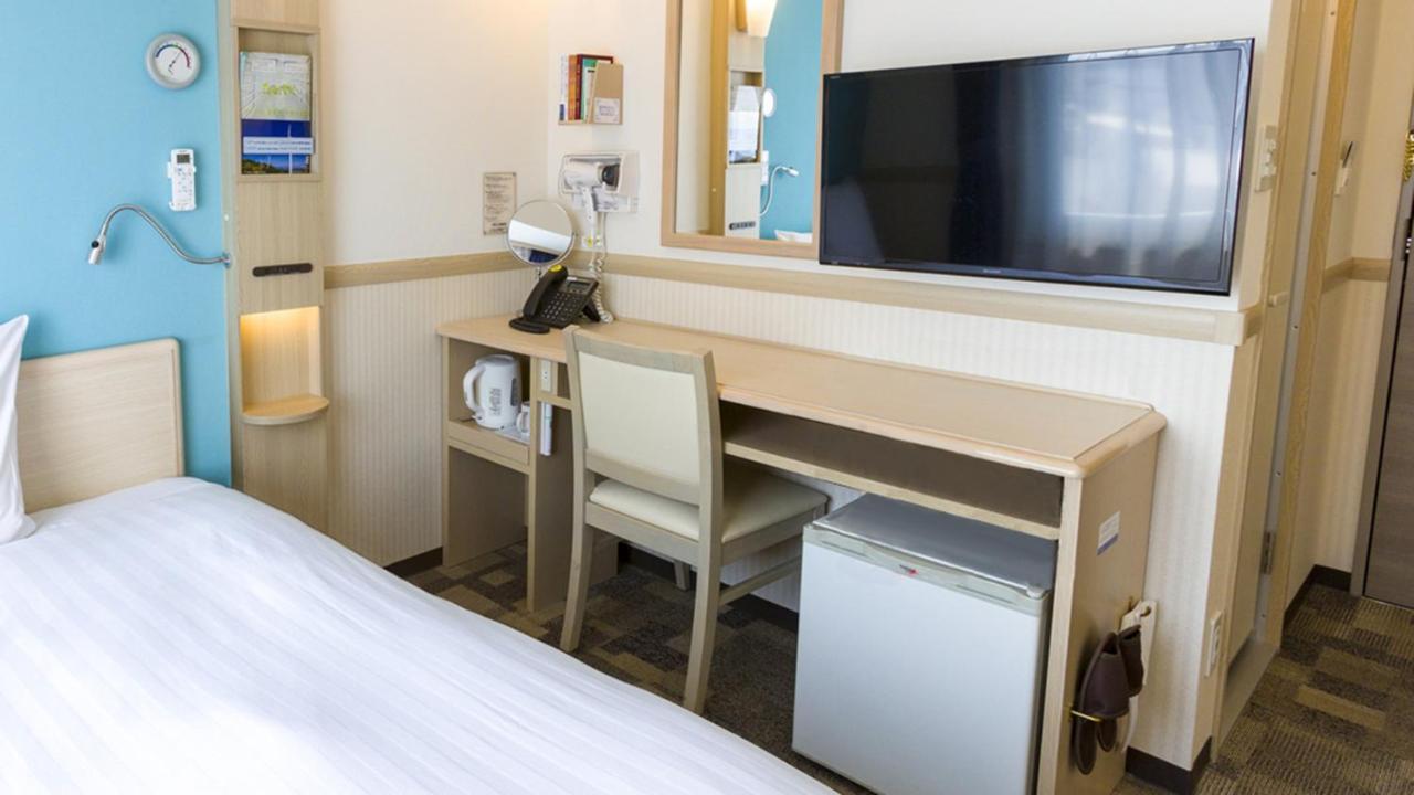 Toyoko Inn Tokyo Keihin Tohoku Sen Oji Eki Kita Guchi Екстер'єр фото