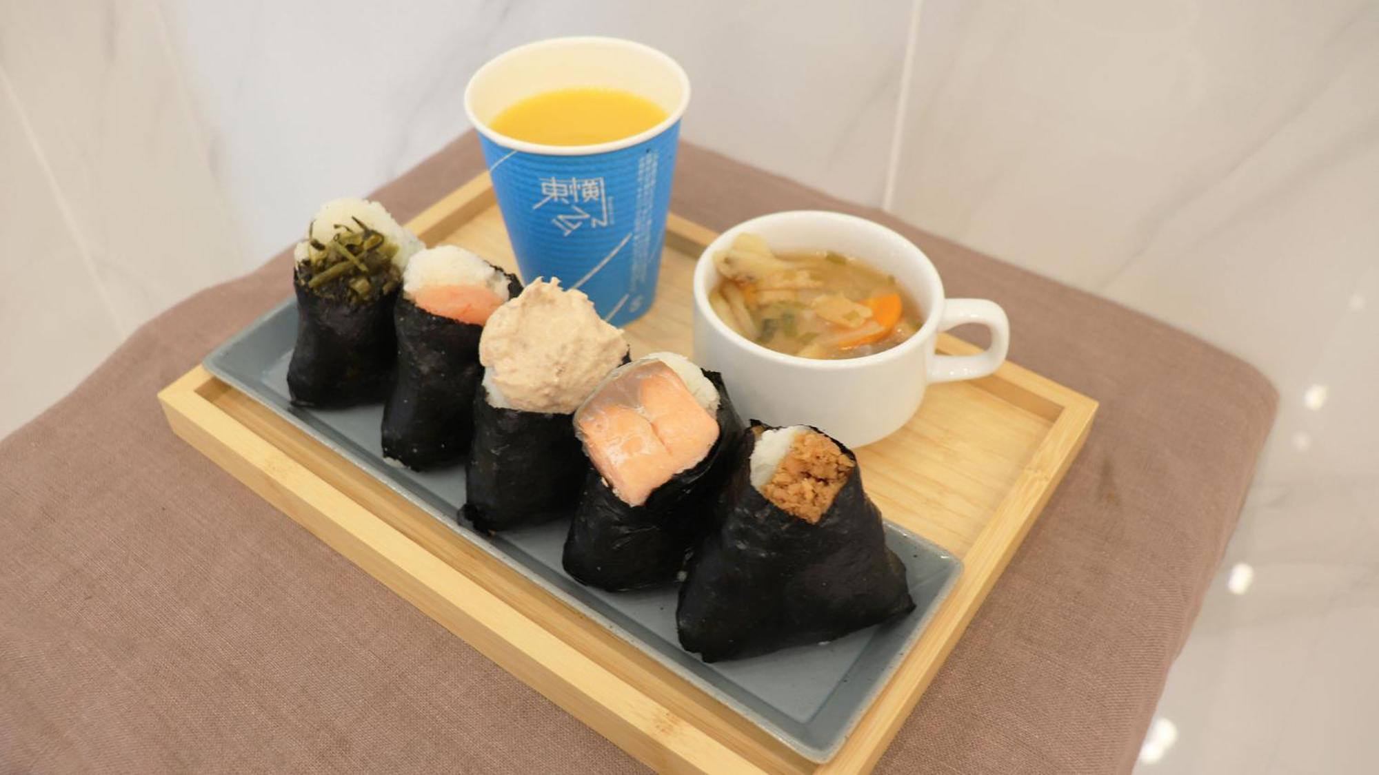 Toyoko Inn Tokyo Keihin Tohoku Sen Oji Eki Kita Guchi Екстер'єр фото